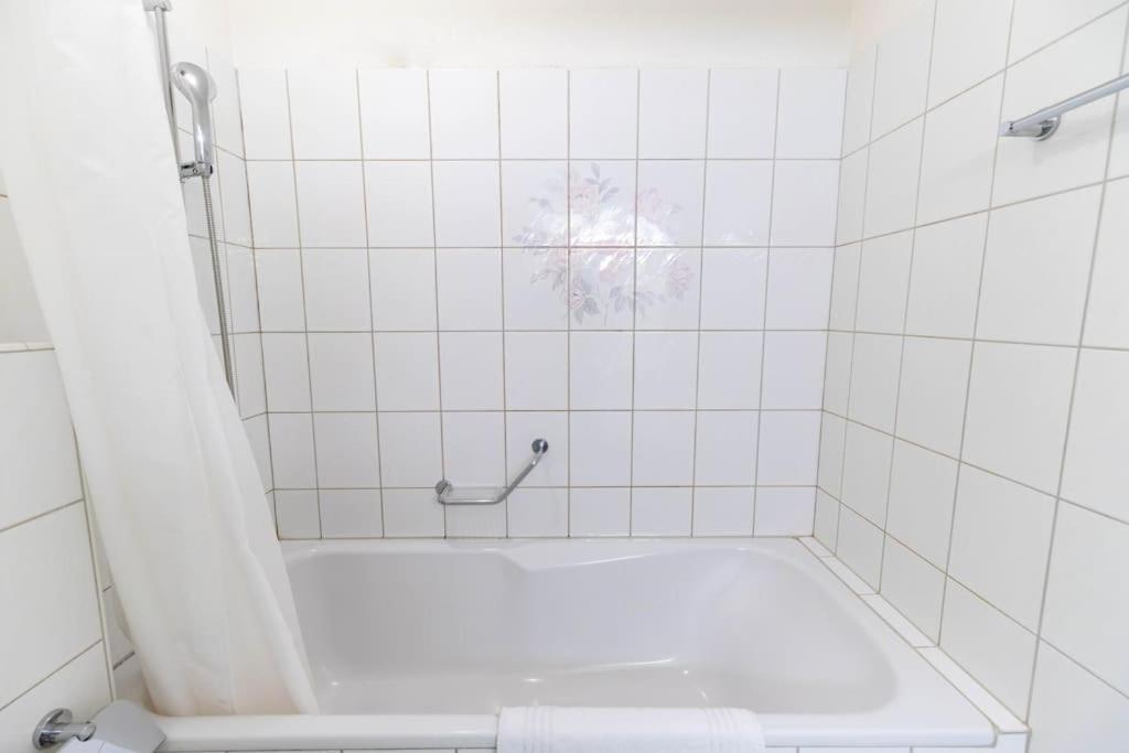 Executive 1 Bedroom Flat, City Center Zürich Eksteriør billede